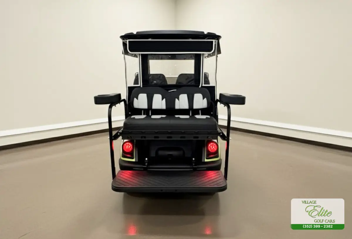 Yamaha Golf Cart Green & Gray Back – A stylish and durable golf cart with a green and gray back, built for smooth and comfortable rides.